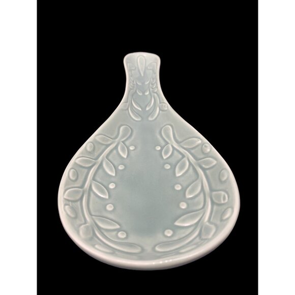 Celadon Muted Gray Green Raised Leaf Design Ceramic Spoon Rest 'Sheffield Home' - Picture 4 of 7